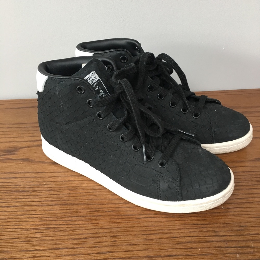 Stan Smith hi tops. Size 7